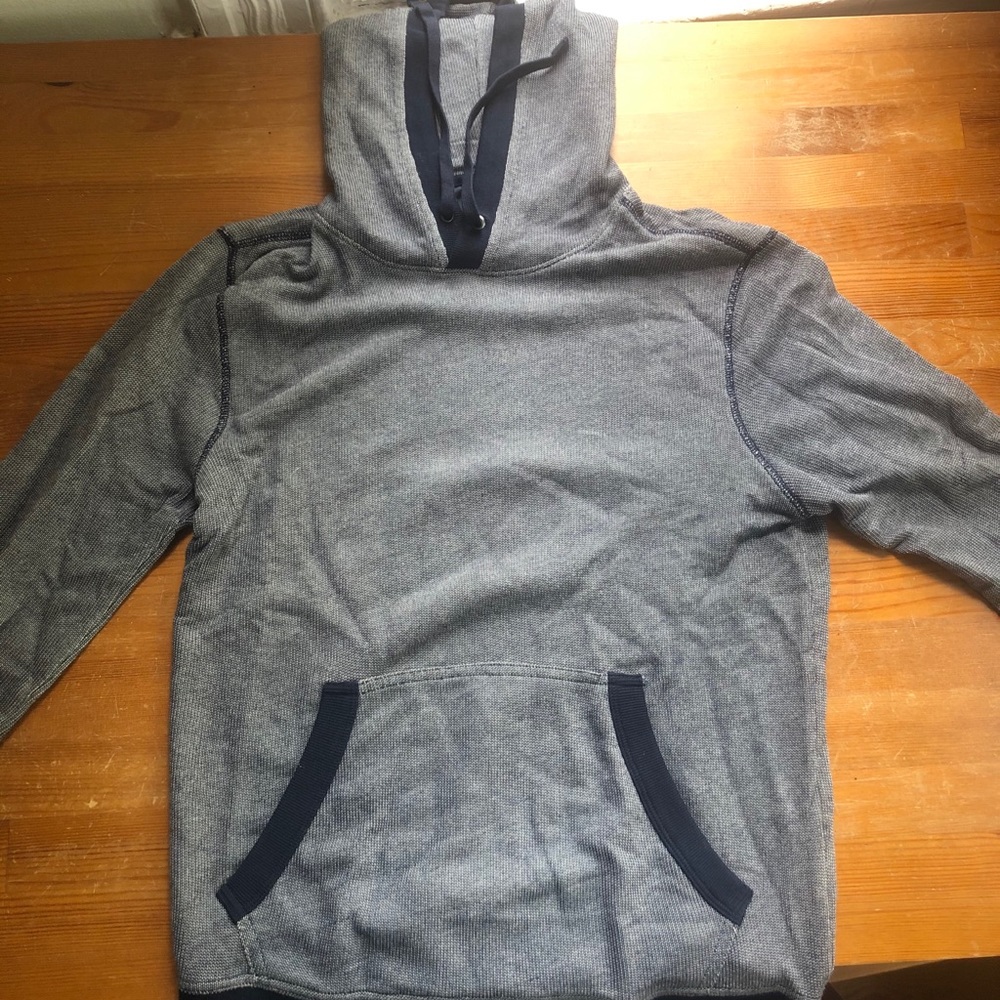 Men’s Banana Republic Hooded Sweatshirt Medium